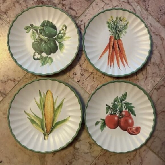 NEW Set of 4 Farmhouse by Rachel Ashwell Melamine Scalloped Salad Plates - Picture 1 of 5